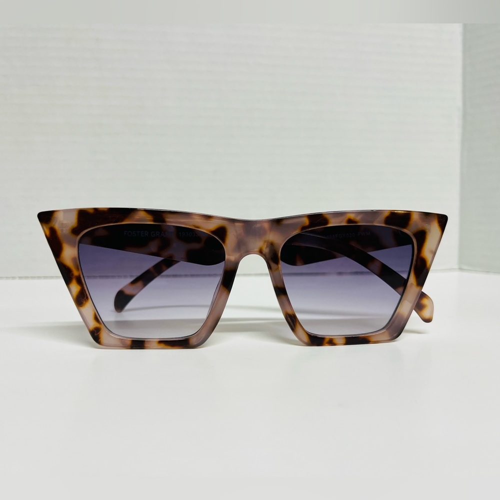Trendy Cat Eye Purple Tint Fashion Accessories Sunglasses - Picture 2 of 6